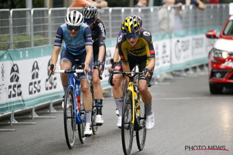 Opnieuw juicht Nederlandse toprenster in Giro Donne: Marianne Vos is de snelste van een groepje vluchtsters