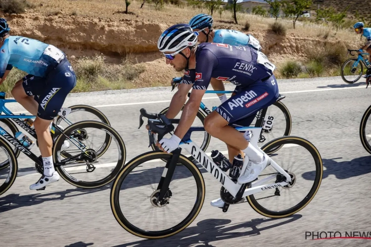 Edward Planckaert zorgt meteen voor Belgische overwinning in Ronde van Burgos, Egan Bernal komt ten val 