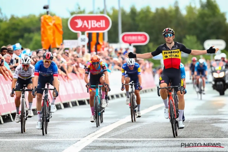 🎥 Puntjes op de 'i'! Wout van Aert wint nu ook laatste rit in Tour of Britain en graait eindzege mee