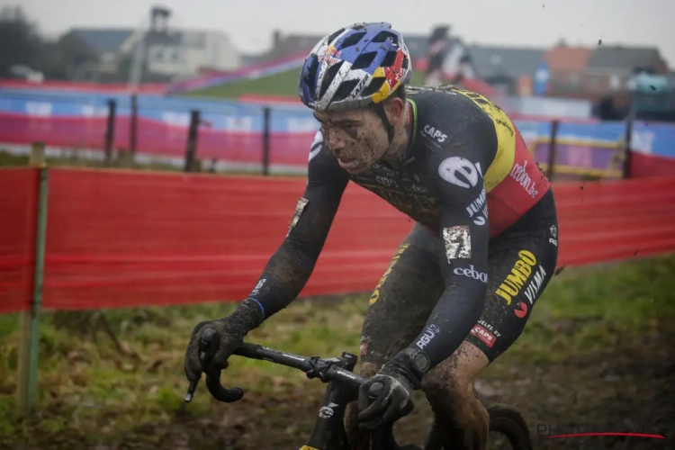 Wout van Aert is sant in eigen achtertuin en houdt geslaagde generale repetitie voor BK