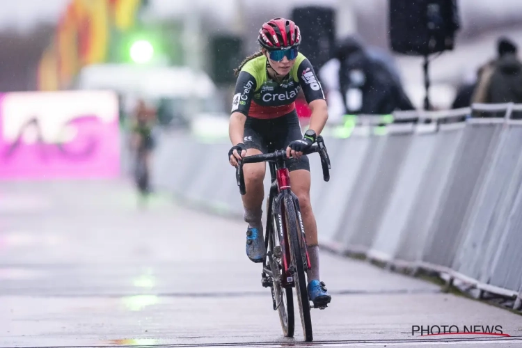 Belgische beloftenkampioene hoopt er - in haar eentje - het beste van te maken op het WK veldrijden