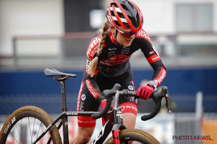 📷 Denise Betsema loopt verwondingen op tijdens Krawatencross