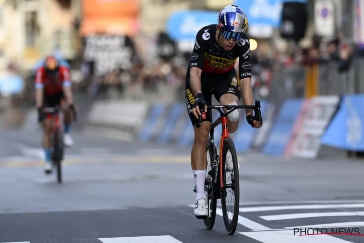 Sportdirecteur bespreekt mogelijk forfait van Van Aert voor de Ronde: "Dat zou een grote tegenslag zijn"