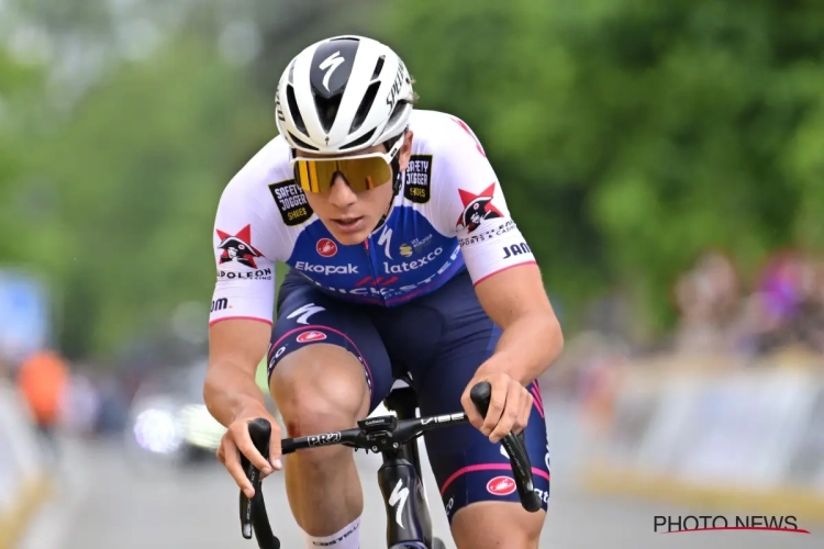 Evenepoel legt op Kerstmis training af van meer dan 100 kilometer in de regen, Van Aert kiest voor de rollen