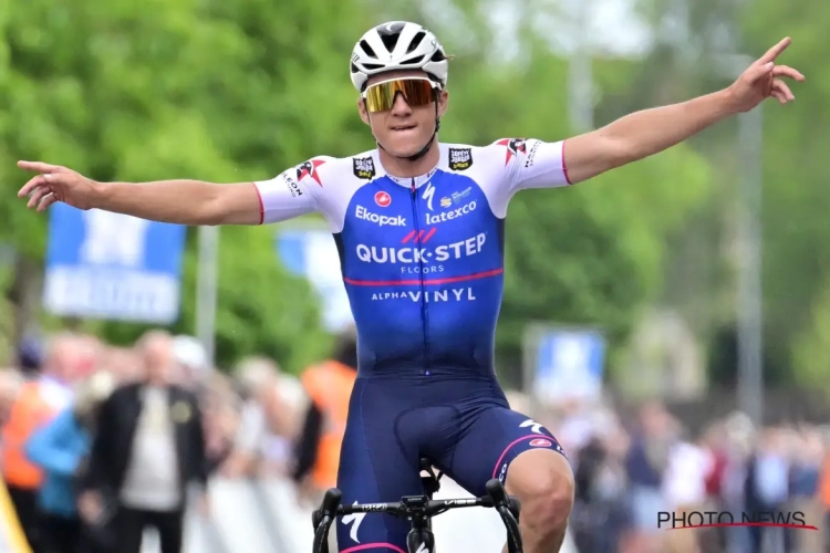 Evenepoel heeft het over 'vijf zeges in zeven dagen' nadat hij ook de beste is in Gullegem: "Een geweldige week"