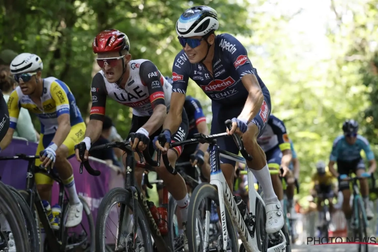 Een-tweetje voor Alpecin-Fenix in Dwars door het Hageland: Nederlander wint voor ploegmaat Gianni Vermeersch