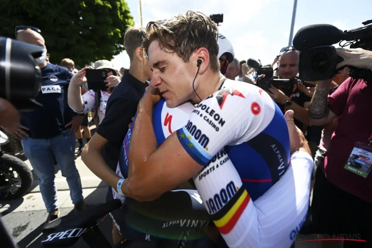 Remco Evenepoel blikt vooruit naar de Vuelta: "Ik droom van ritwinst en een top 10 in het klassement"