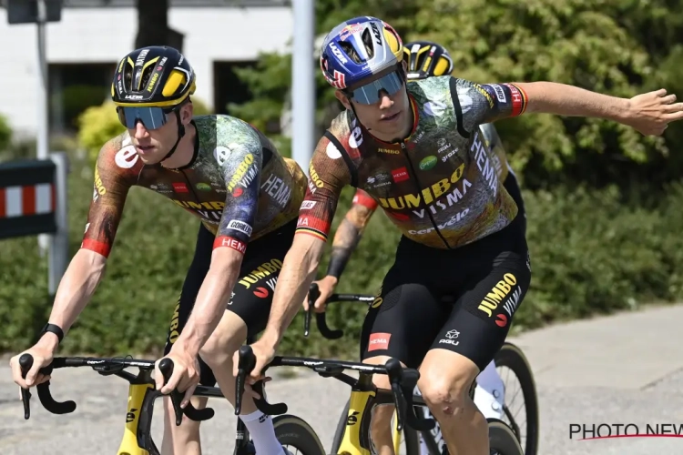 Wout van Aert verkent tweede etappe al tot aan de befaamde (of voor renners beruchte) Grote Beltbrug