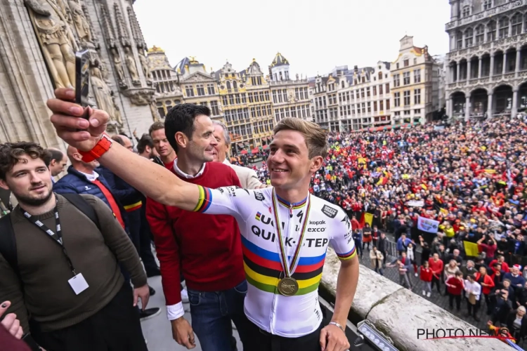 Geen Tour-start, maar Remco Evenepoel verzamelt wel met fans (en Average Rob) en stelt gloednieuw project voor