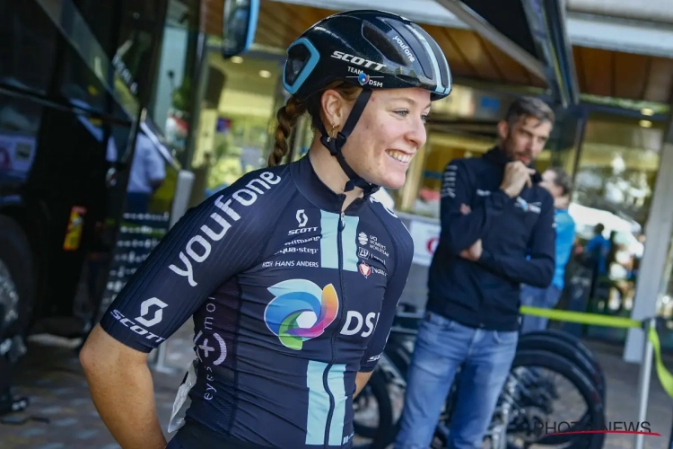 🎥 Charlotte Kool sprint naar de zege in de RideLondon Classique dankzij een "megajob" van ploeggenote