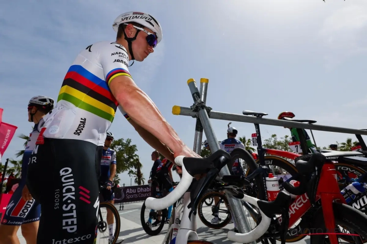 Remco Evenepoel staat voor een nieuwe kans in de Ronde van Catalonië: "Hopelijk klopt de leuze"