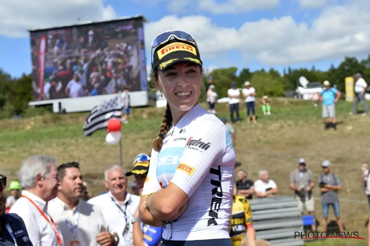 Mooi volk aan de start van Dwars door Vlaanderen bij de vrouwen