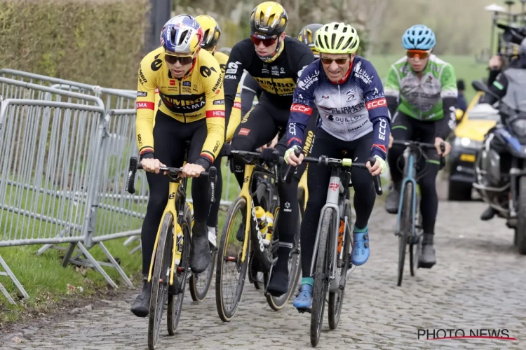 📷 Wout van Aert verkent de Ronde van Vlaanderen, opvallende afwezigen bij Jumbo-Visma