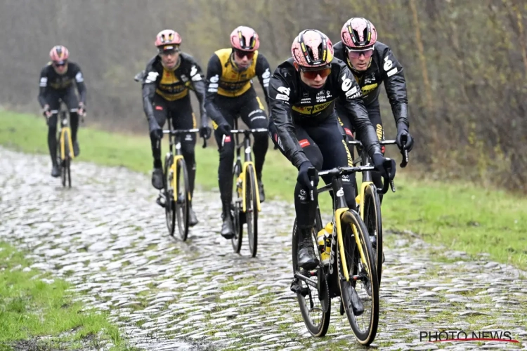 📷 Met een specifiek doel: Visma-Lease a Bike en Wout van Aert verkennen nu al de klassiekers