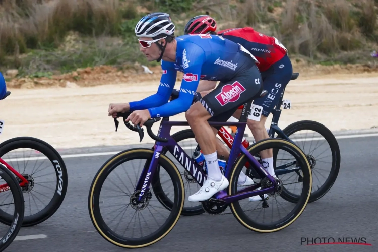 Renner van Alpecin-Deceuninck klopt Tom Pidcock in Guéret