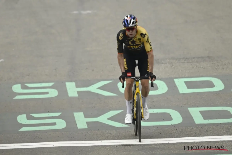 Beresterke Wout van Aert wijst criticasters en grond van kritiek stevig terecht: "Die mensen kennen niet veel van koers"