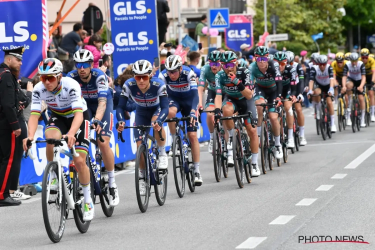 Patrick Lefevere werkt verder aan klimtrein van Evenepoel: belangrijke helper blijft twee jaar langer