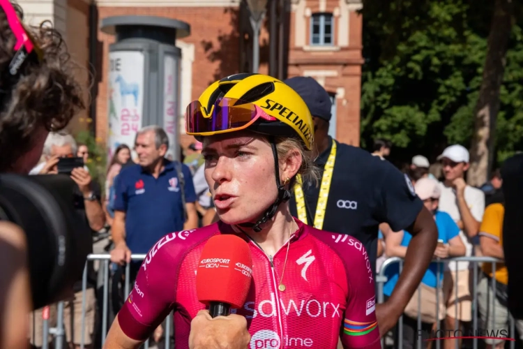 Lotte Kopecky doet monden open vallen in lastige bergrit, ploeggenote Vollering slaat dubbelslag in de Tour