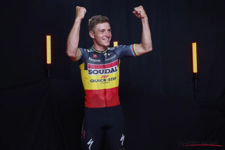 Remco Evenepoel blaast 24 kaarsjes uit en staat voor belangrijk jaar: "Wordt hij een Tourwinnaar of niet?"