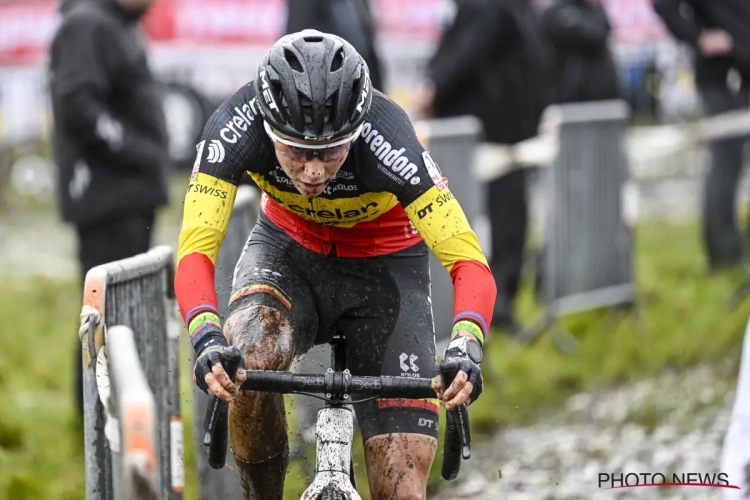 Eindelijk nog eens prijs voor Sanne Cant! Belgisch kampioene beste modderduivel in Loenhout