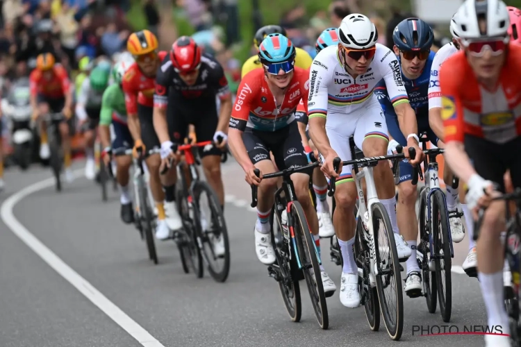 🎥 Levensgevaarlijk: Mathieu van der Poel zorgt voor hét beeld van Amstel Gold Race