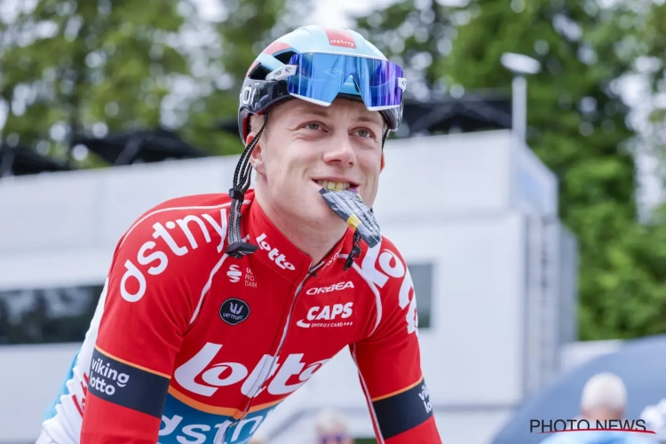 Niet helemaal welkom? Roglic onthult waarom hij amper sprak tegen nieuwe ploegmaat Van Gils