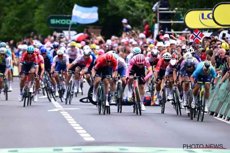 🎥 Het zijn artiesten! Mathieu van der Poel en toekomstig Visma-renner doen met hun skills alle monden openvallen