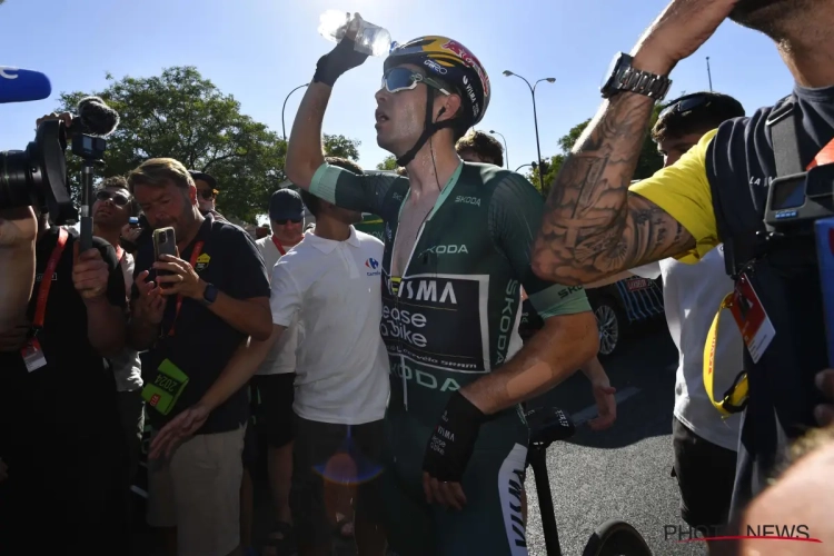 Van Aert geeft zijn ongezouten mening over incident met Carapaz