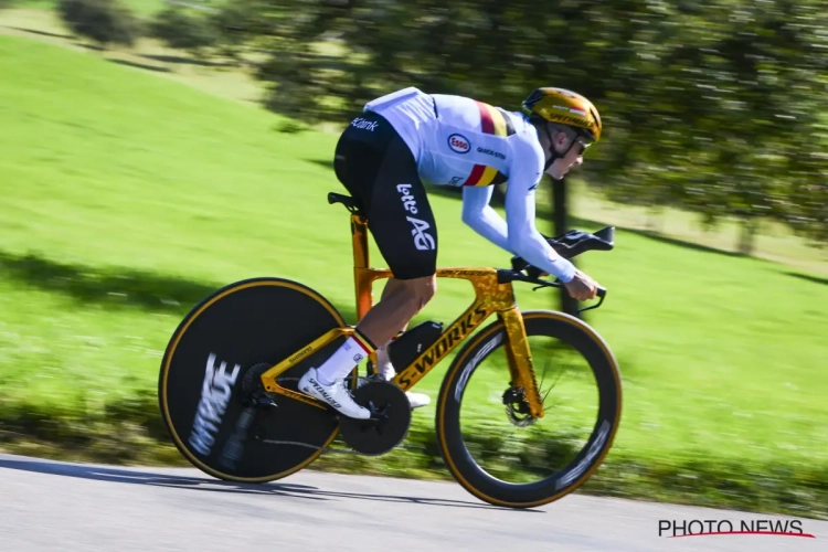 🎥 "Rotvervelend": zware paniek vlak voor start Remco Evenepoel in WK-tijdrit