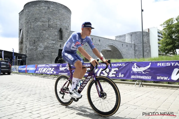 🎥 Wielrenner van Alpecin-Deceuninck gaat volledig viraal met dank aan 'goede vriend', Demi Vollering reageert meteen