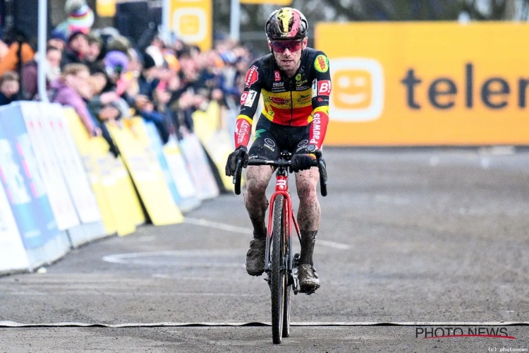 Eli Iserbyt bood Wout van Aert stevig weerwerk in Gullegem: "Dat deed ik beter dan hem"