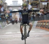 Adam Yates heerst op Muur van Filottrano, Benoot knap vierde én Kwiatkowski nieuwe leider