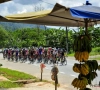 ? Renners gaan met elkaar op de vuist in de Ronde van Langkawi