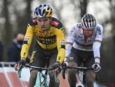 Wout van Aert boekt eerste veldritoverwinning van het seizoen in Herentals, Mathieu van der Poel moet tevreden zijn met tweede plaats na lekke band 