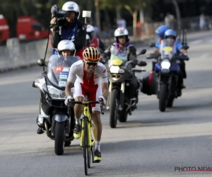 Majka boekt eerste overwinning in vier jaar tijd in Vuelta: "Draag de zege op aan mijn overleden vader"