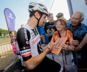 Dumoulin op zijn hoede voor 'bedrog' van broertjes Yates: "Misschien wisselen ze af en toe"