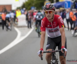 🎥 Voormalig Lotto-renner rijdt voor de laatste keer over de Champs-Élysées: "Altijd belangrijke dag in Parijs"