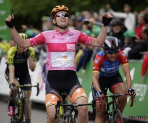 Jolien D'hoore schiet al voor tweede keer raak in Women's Tour, onfortuinlijke Vos afgevoerd naar ziekenhuis