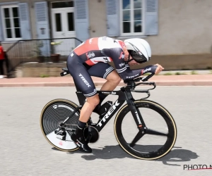 Edward Theuns bereikt aankomst ondanks valpartij en buigt zich over het al dan niet doorzetten in Vuelta