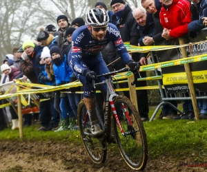 David van der Poel over sleutelbeenbreuk van zijn broer Mathieu: "Dachten dat hij onnozel deed"