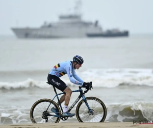 Aerts wél goed op zand: "Eén van beste zandpassages uit carrière" en "Mooi naast Wout en Mathieu op podium te staan"