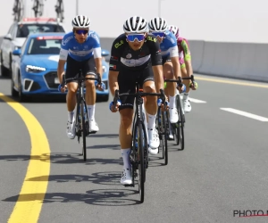 Balen voor Philipsen: 19-jarige jongeling rondt heel straf ploegenwerk af en boekt primeur in UAE Tour