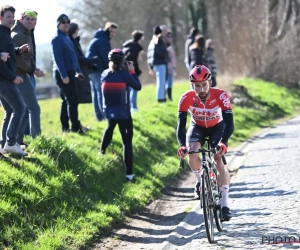 Campenaerts sleurt er ondanks een pak pech top 5 uit: "Wout liet zien dat hij beste man in koers was"