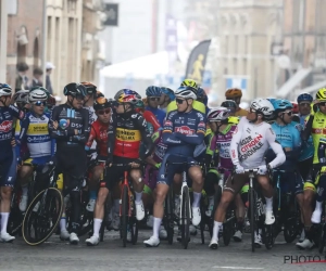 🎥 Op zoek naar opvolger voor Wout van Aert: renners na de 'Last Post' vertrokken in Gent-Wevelgem!