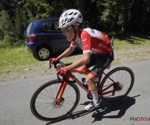 Trek-Segafredo doet het héél anders dan ploeg van Kopecky wanneer twee teamgenotes samen naar finish gaan