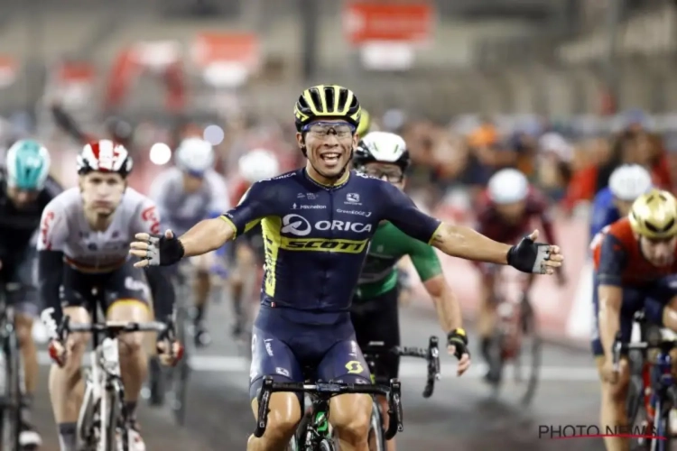 Ewan trotseert Cavendish, Greipel en de gietende regen