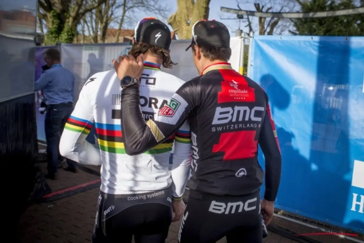 Van Avermaet en Sagan zwaar in de problemen in de Ronde