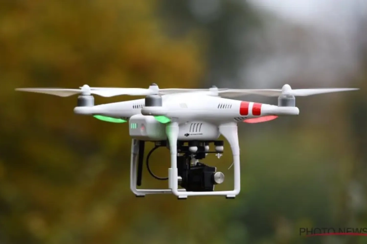 VIDEO: Drones het nieuwe gevaar in de koers? Renner maakt zware smak tegen het asfalt