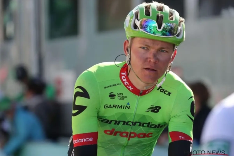 VIDEO: Cannondale-renner smakt tegen het asfalt en doet dan wel érg vreemde dingen