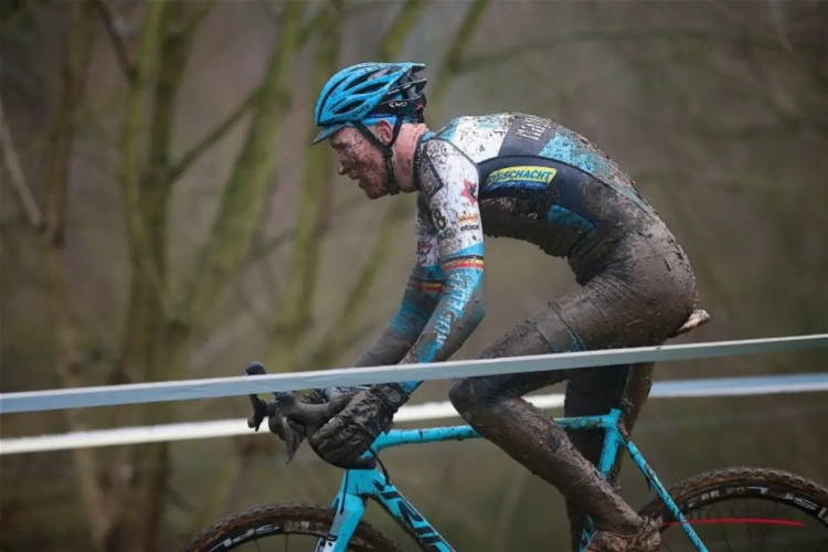 Klaas Vantornout is nog steeds dikke maatjes met Mathieu van der Poel: "Op een gegeven moment zal hij een conclusie trekken"